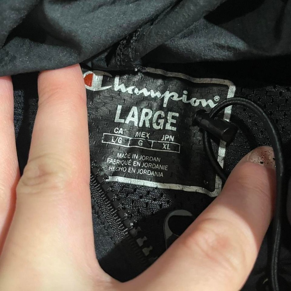 Champion black windbreaker jacket size L - Picture 5 of 7